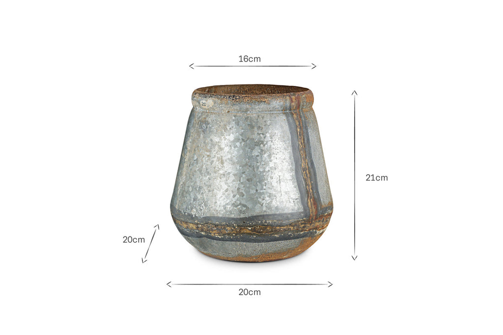 Mamba Outdoor Planter - Aged Zinc