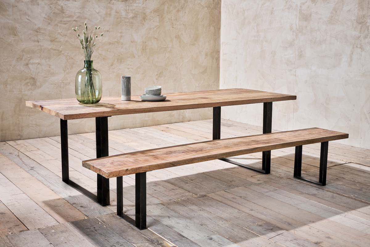 Fia Bench