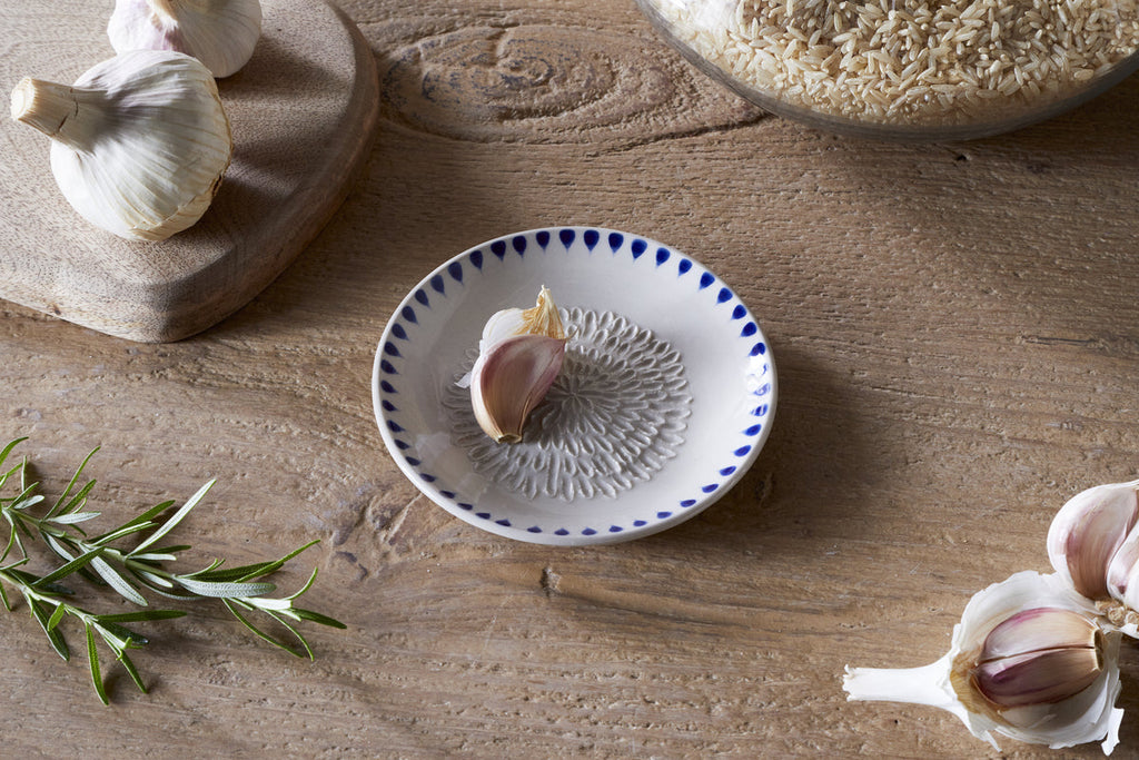 Indigo Drop Garlic Grater - Cream & Indigo