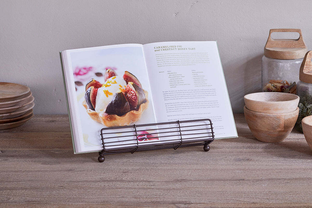 Inkollu Wire Bookstand - Aged Brass