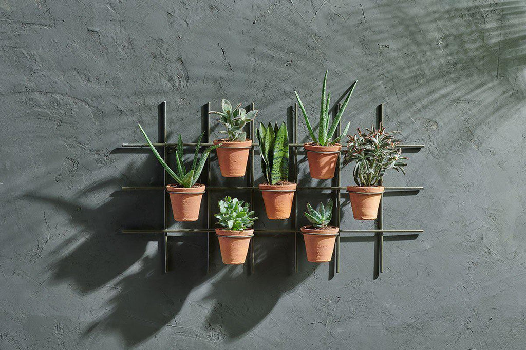 Jara Terracotta Wall Hung Planter