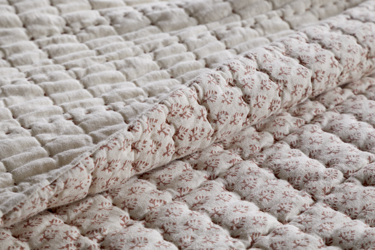 Peplu Cotton & Linen Screen Print Bed Quilt - Rust