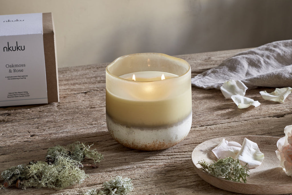 Oakmoss & Rose 3 Wick Scented Candle - Yellow - 3 Wick
