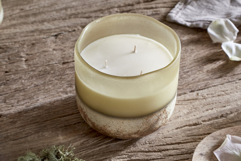 Oakmoss & Rose 3 Wick Scented Candle - Yellow - 3 Wick