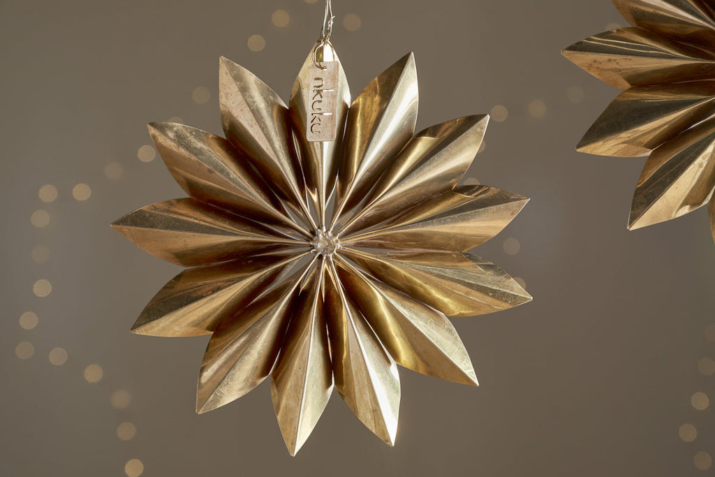 Amata Brass Star Baubles - Antique Brass - (Set of 2)