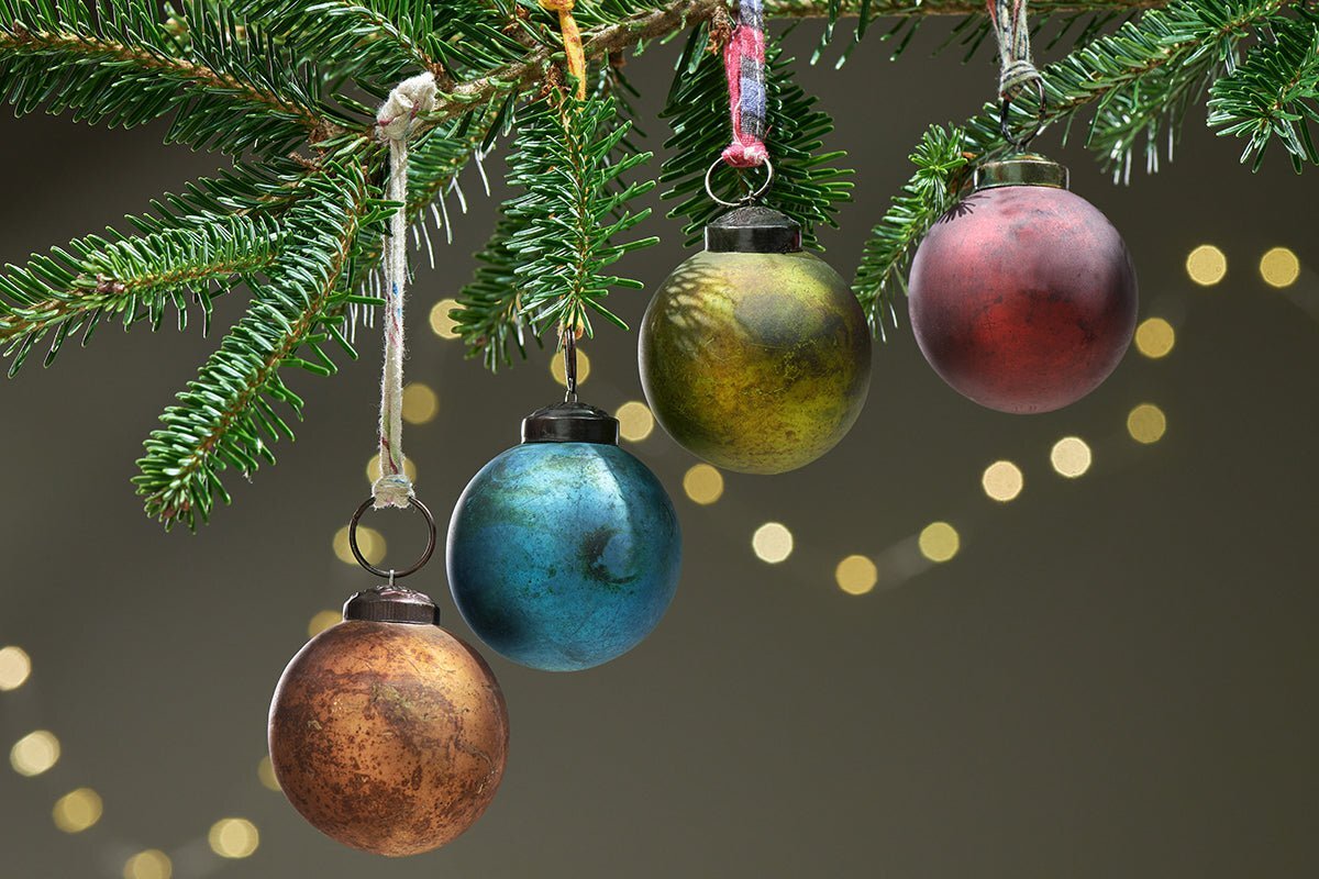 Oko Baubles (Set of 4)