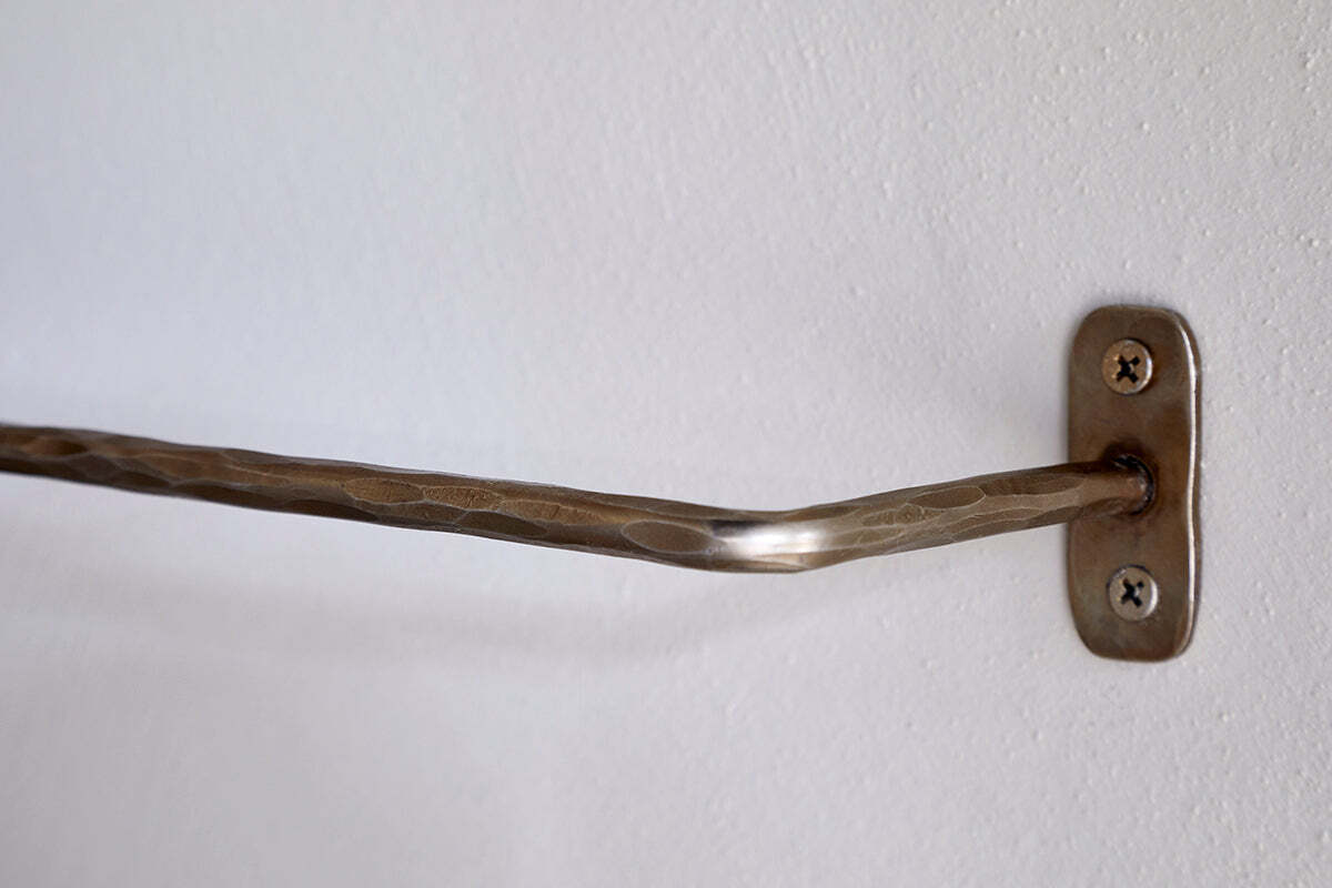 Olani Bathroom Hanging Rail - Antique Brass