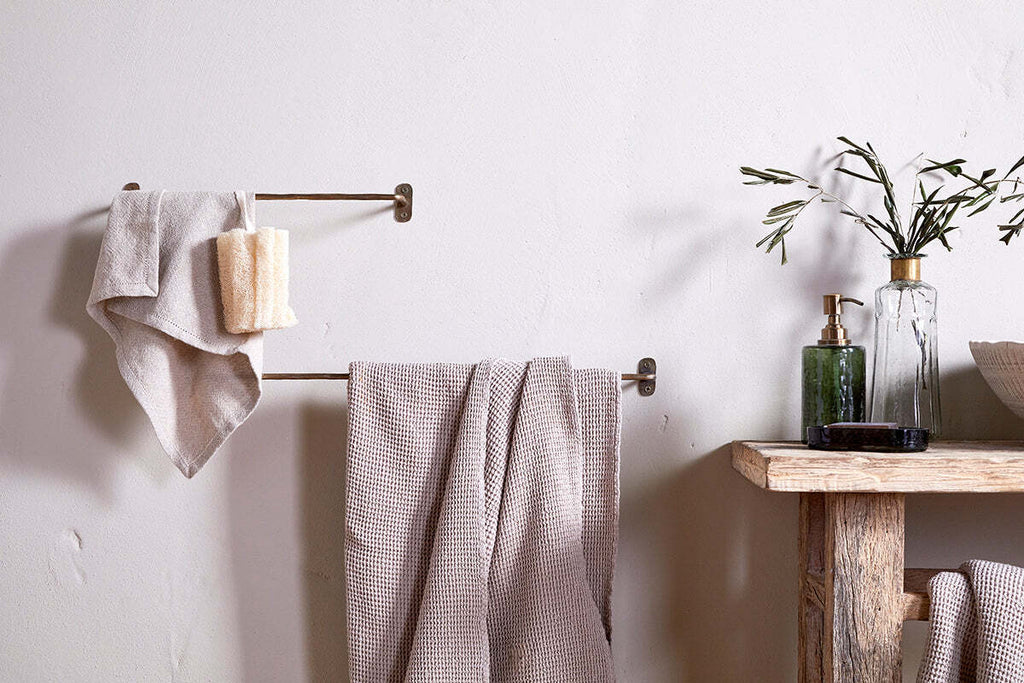 Olani Bathroom Hanging Rail - Antique Brass