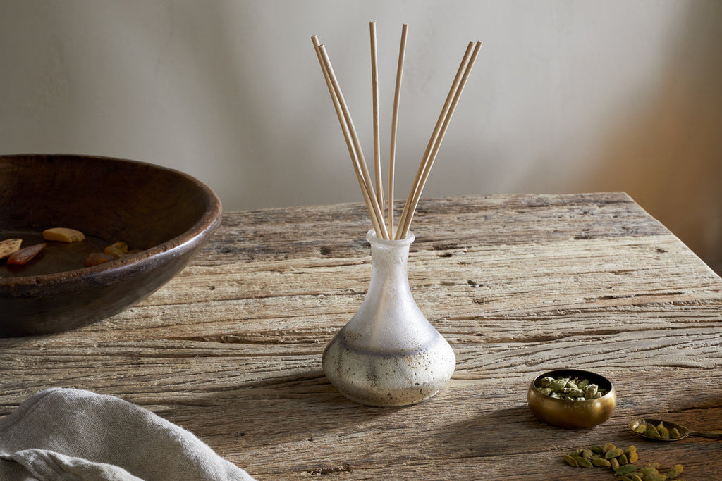 Cardamom & Amber Reed Diffuser - Aged Smoke