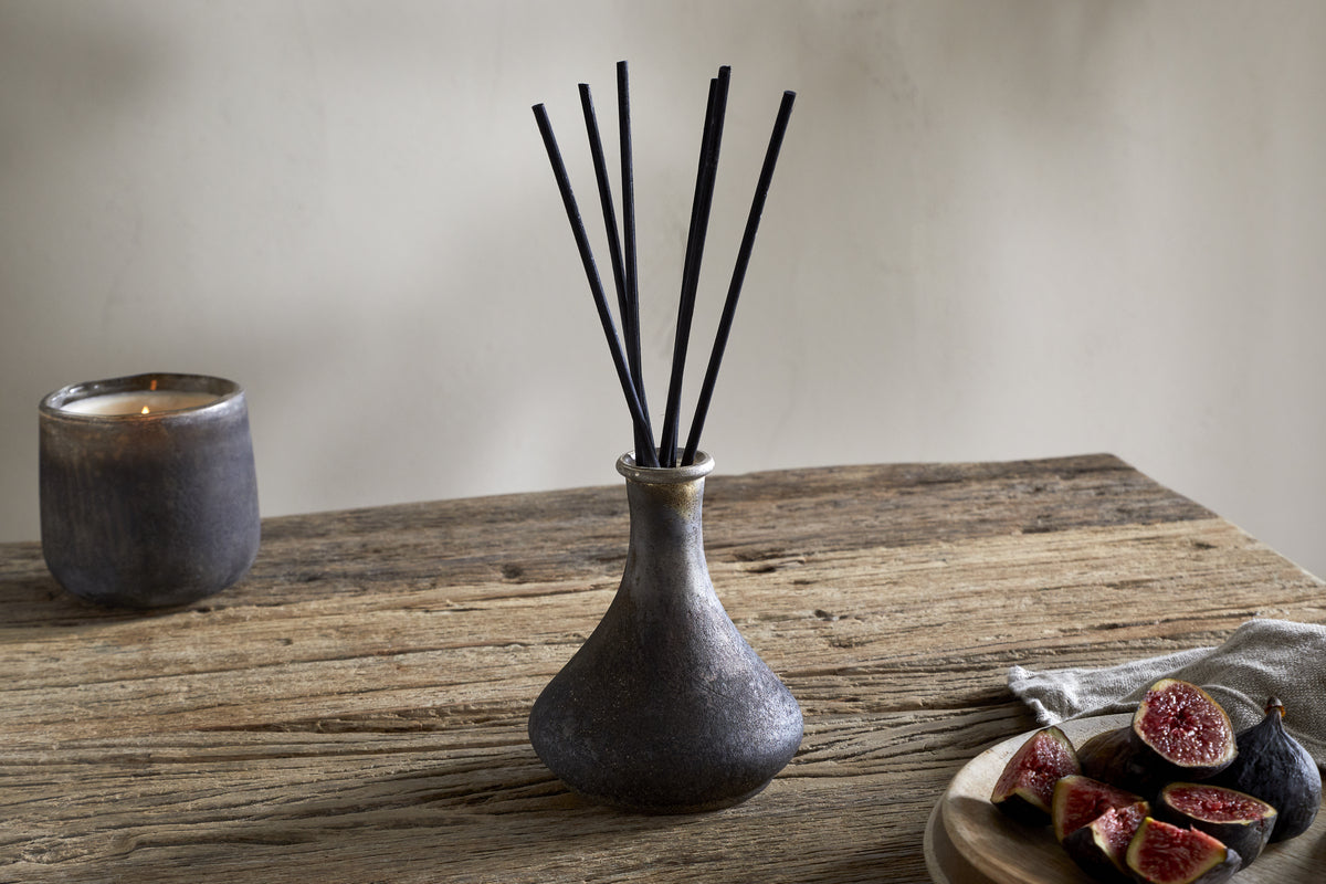 Cedarwood & Fig Reed Diffuser - Frosted Black