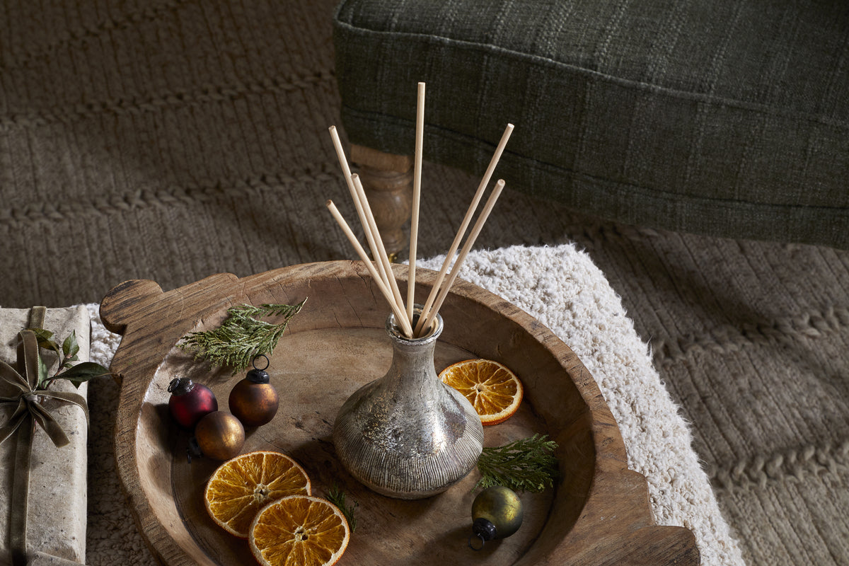 Mandarin & Clove Reed Diffuser - Antique Gold