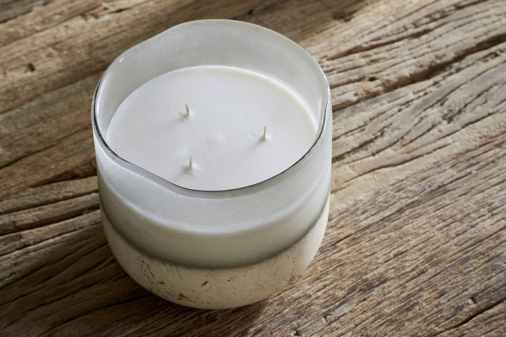 Cardamom & Amber 3 Wick Scented Candle - Aged Smoke - 3 Wick