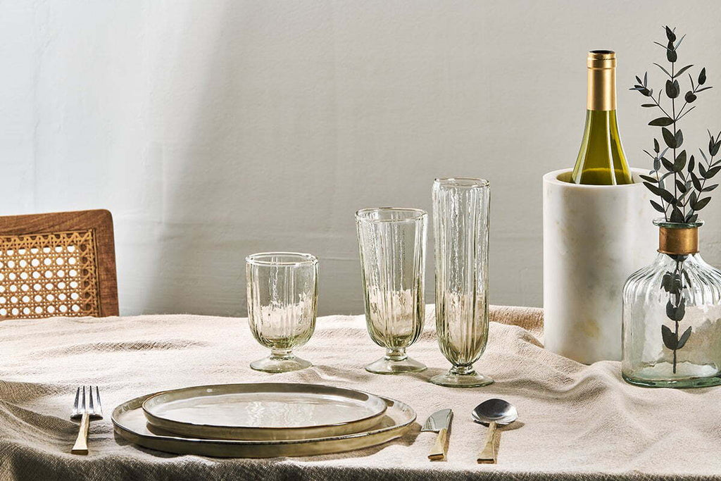 Sigiri Tall Wine Glass - Clear - (Set of 4)