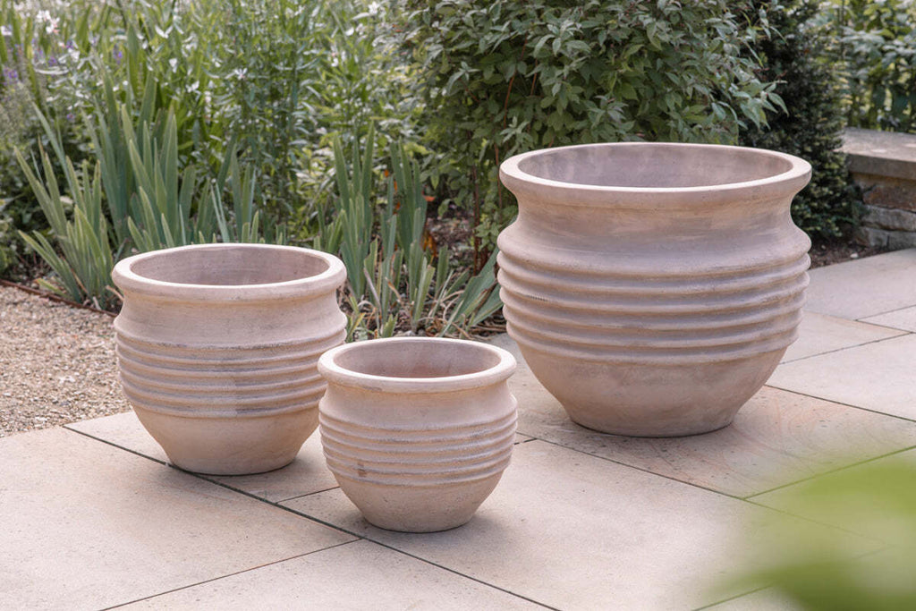 Ullu Terracotta Planter - Terracotta
